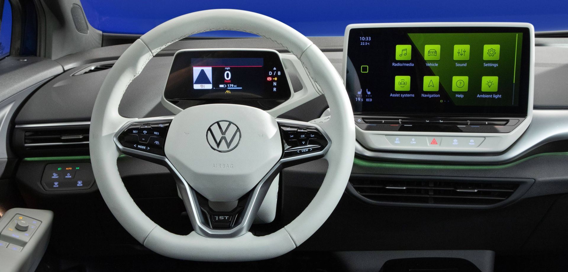 cockpit du Volkswagen iD.4 2021 incluant l'écran central de 10 pouces de série et toutes ses technologies