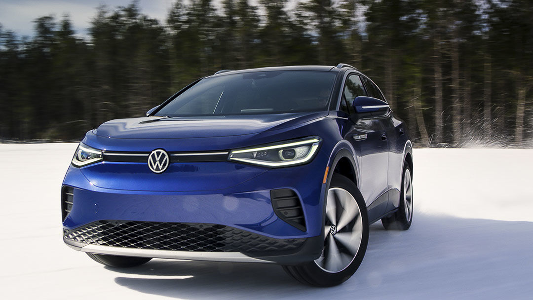front view of the 2021 Volkswagen ID.4 driven on the snow
