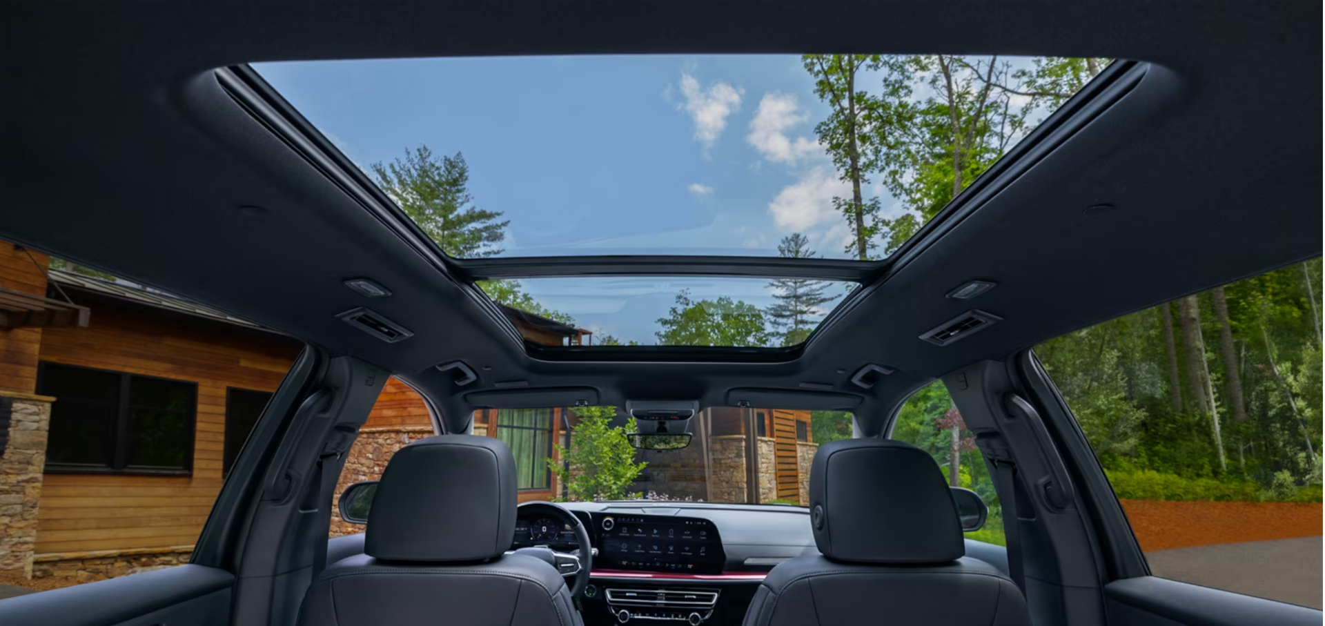 Panoramic sunroof. Comfortable seats. Chevrolet. Chevrolet dealer.