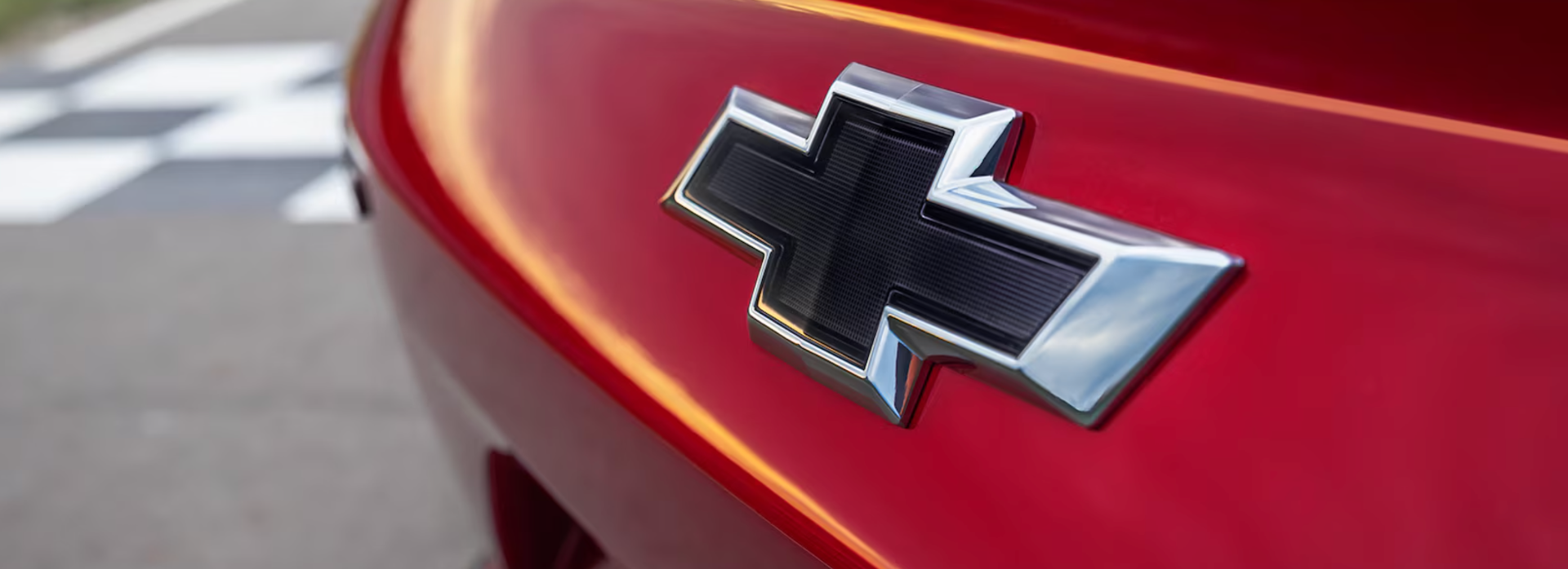 logo chevrolet. Chevrolet Blazer 2024 rouge.