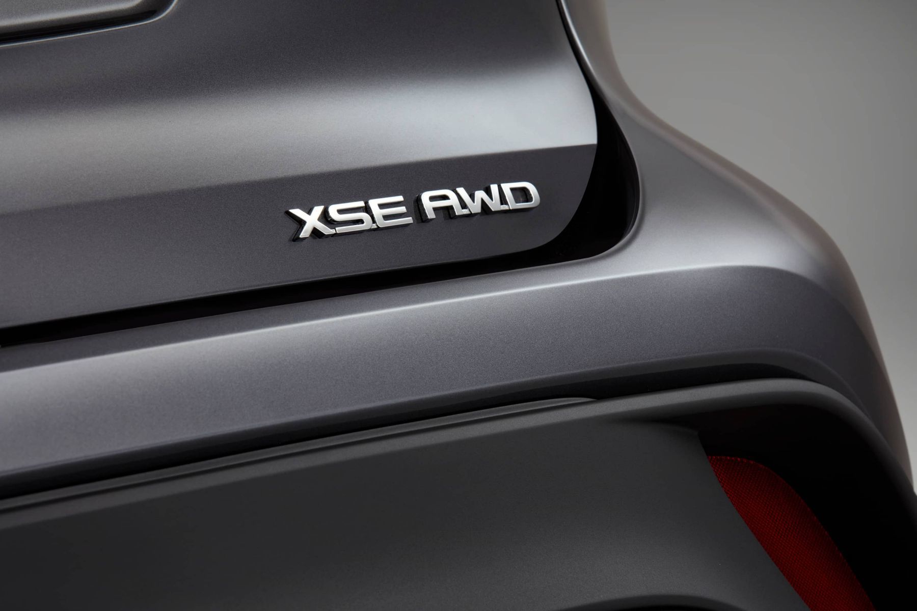 XSE AWD emblem of the 2021 Toyota Highlander