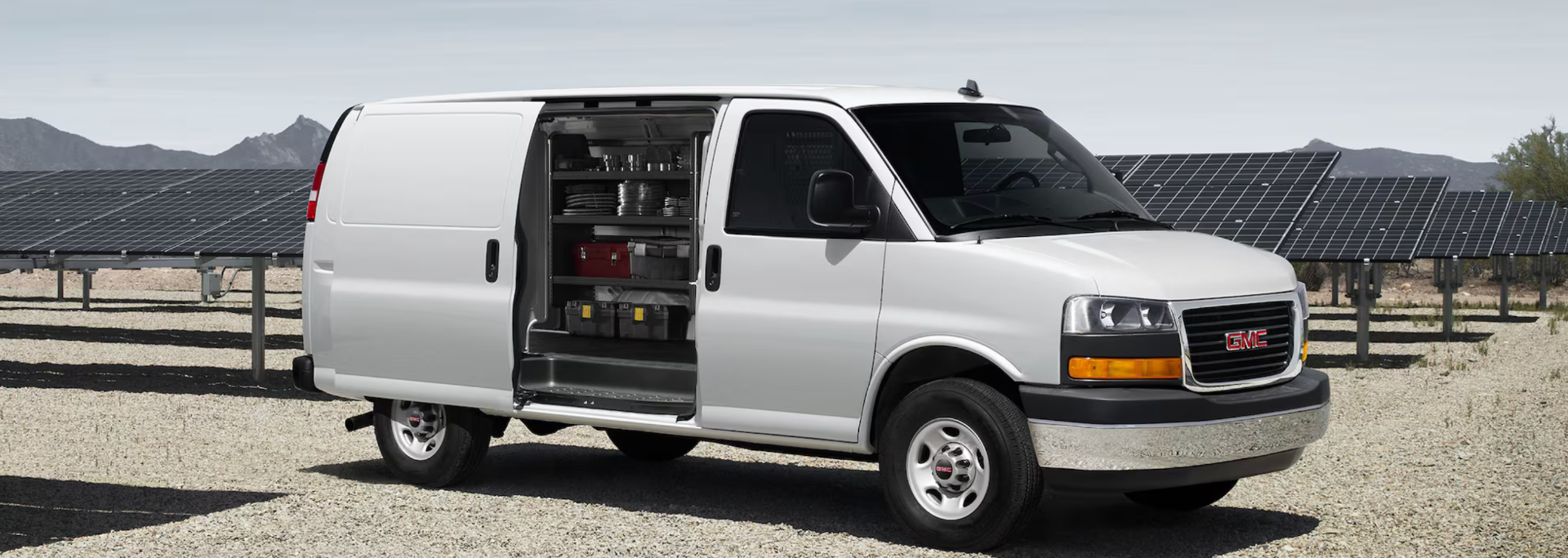 Image showing the Savana cargo van.