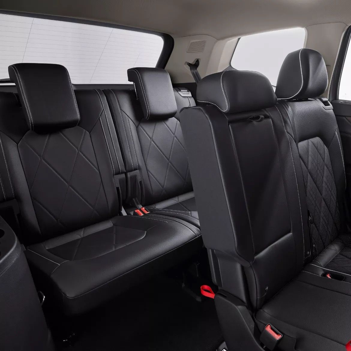 2026 Volkswagen Atlas third row and family seating for Edmonton SUV shoppers