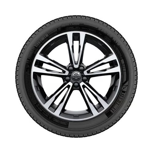 Volvo V90 Cross Country 19 inch winter wheel kit