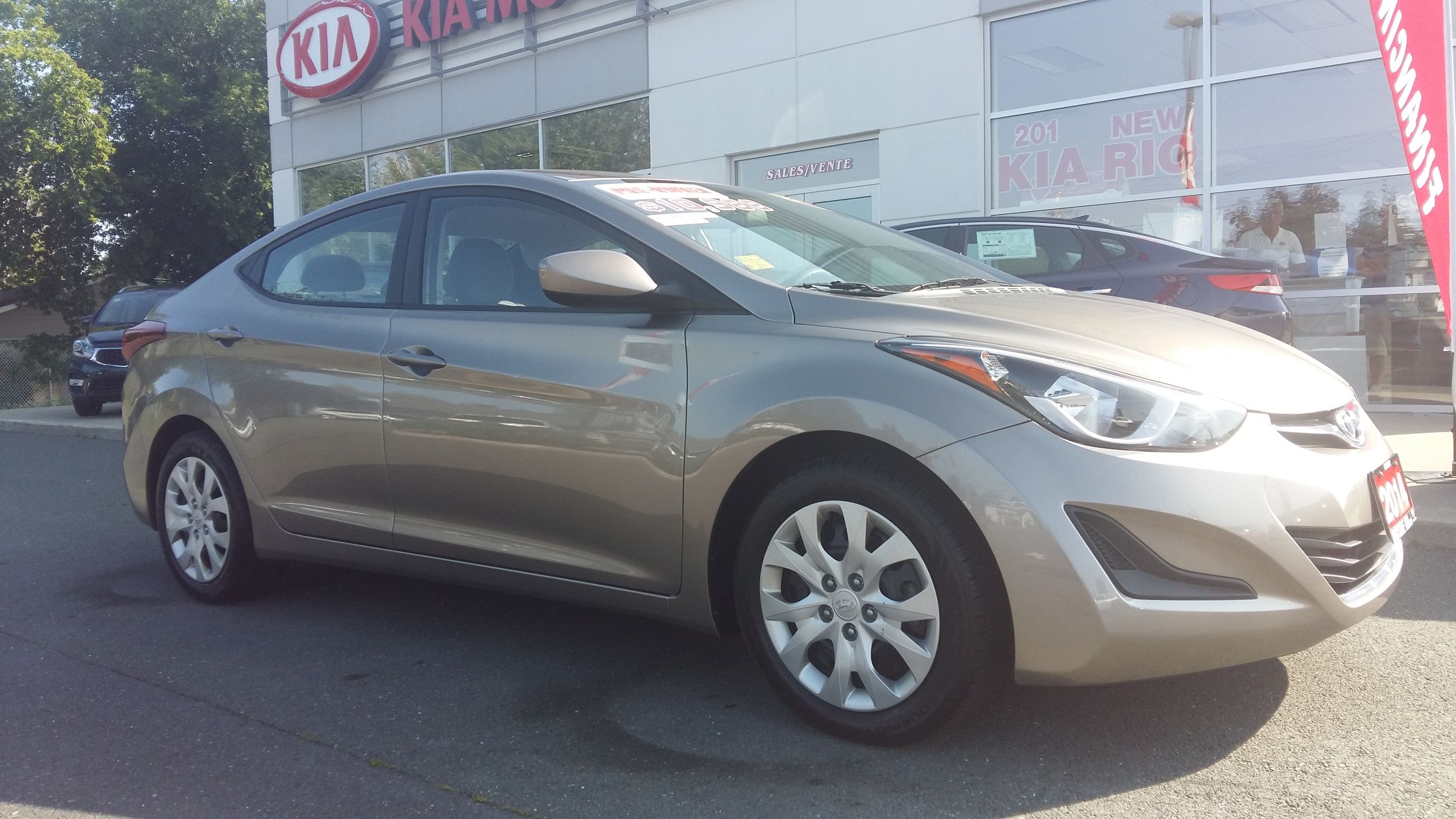 Hyundai Elantra: Emission control system Hyundai Elantra: Emission control system