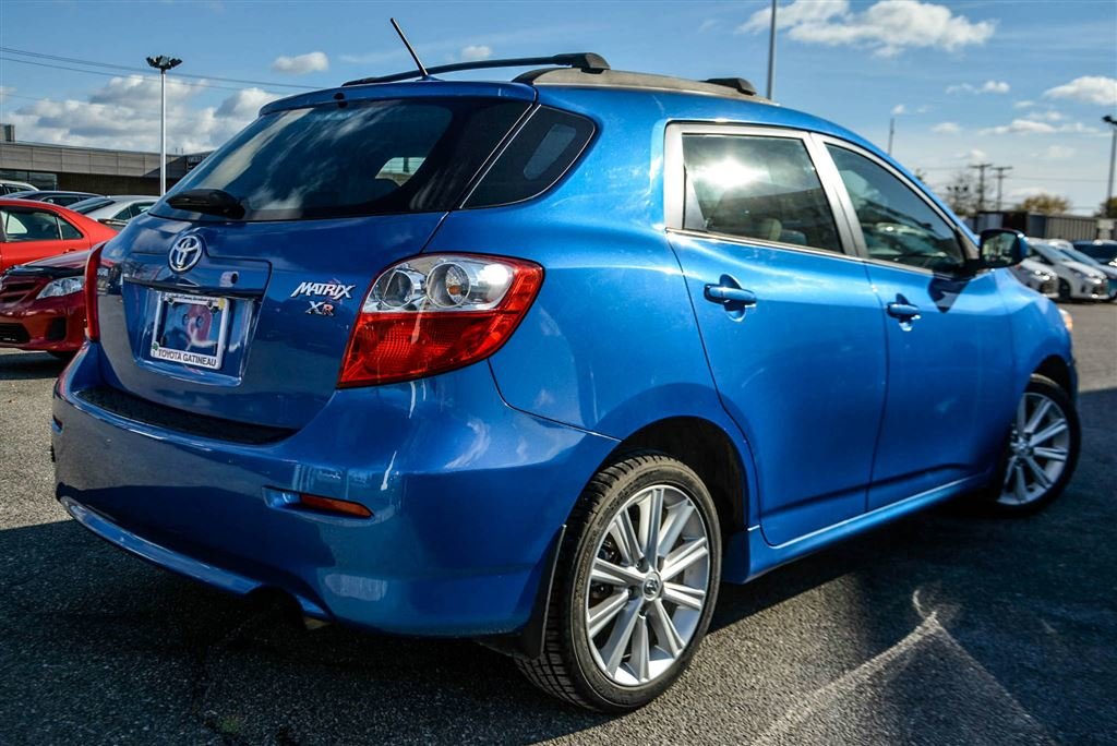 Toyota Gatineau Toyota Matrix Xr B