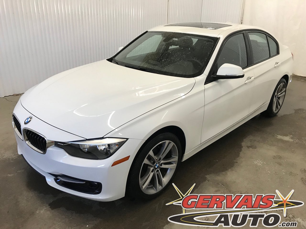 BMW 3 Series 2015 320i xDrive Sport Line AWD Cuir Toit Ouvrant Mags
