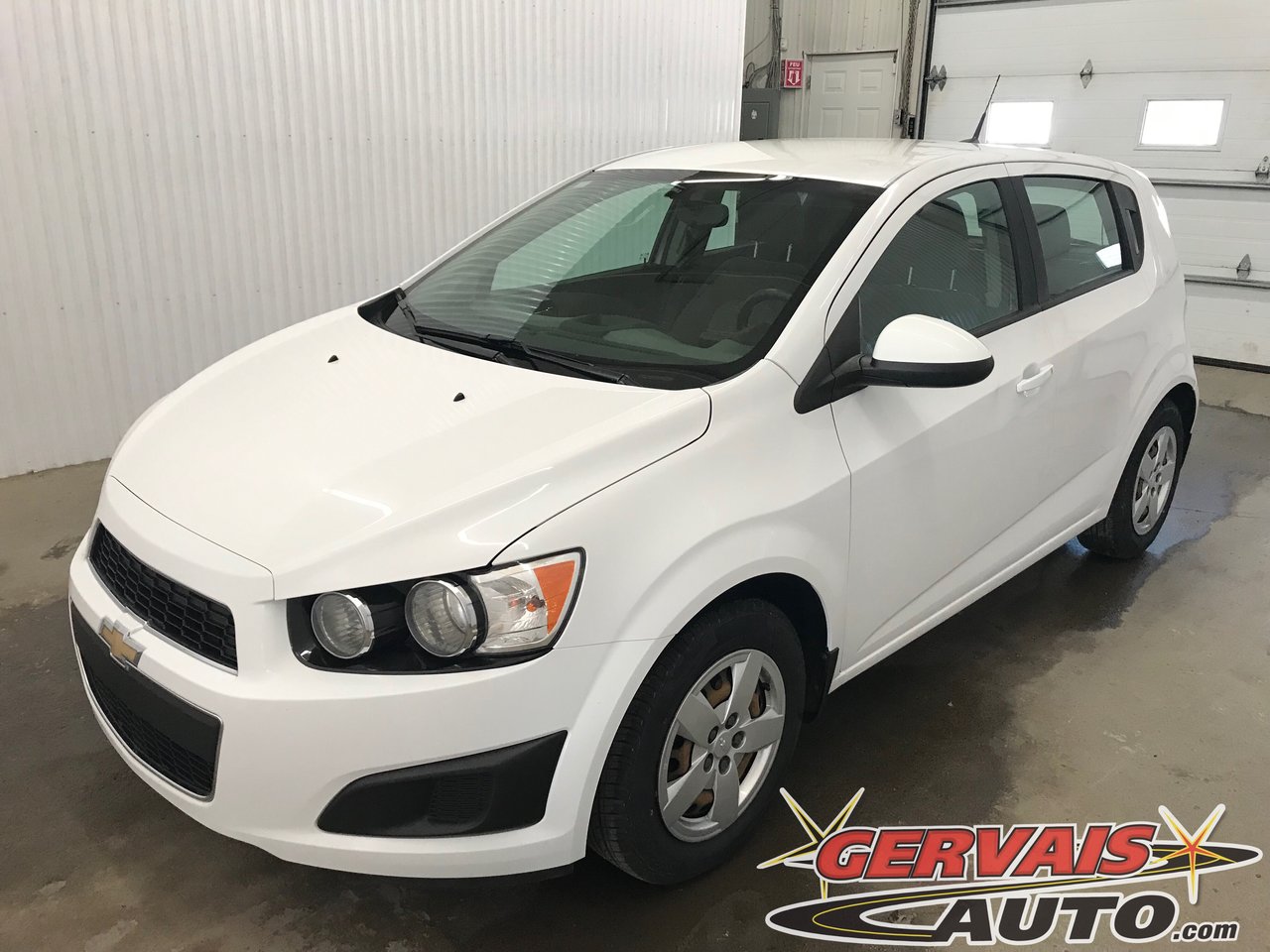 Chevrolet Sonic 2014 LS Hatchback Bluetooth
