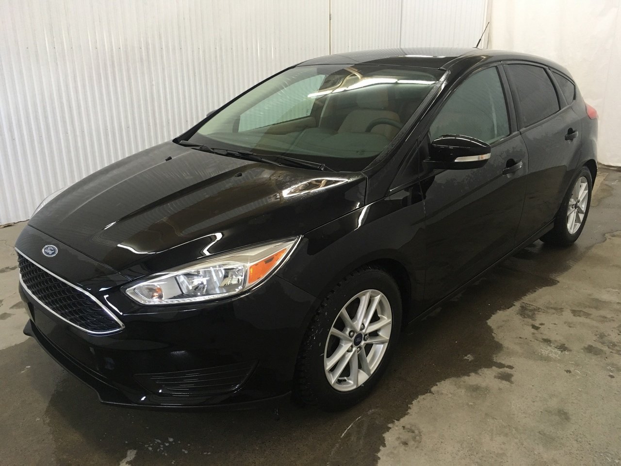 Ford Focus 2016 SE A/C MAGS Bluetooth Hatchback