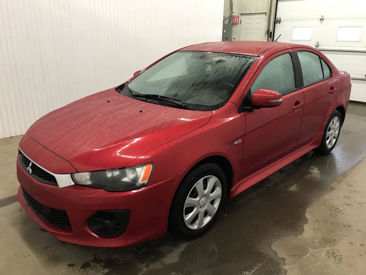 Mitsubishi Lancer 2017 ES A/C Bluetooth