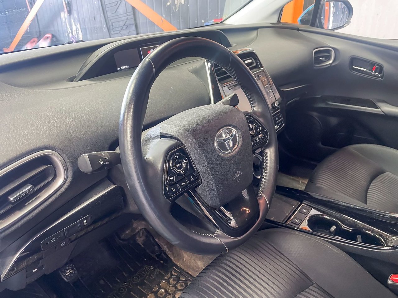 Toyota Prius Prime Usag E De Km Vendre Chez Otogo