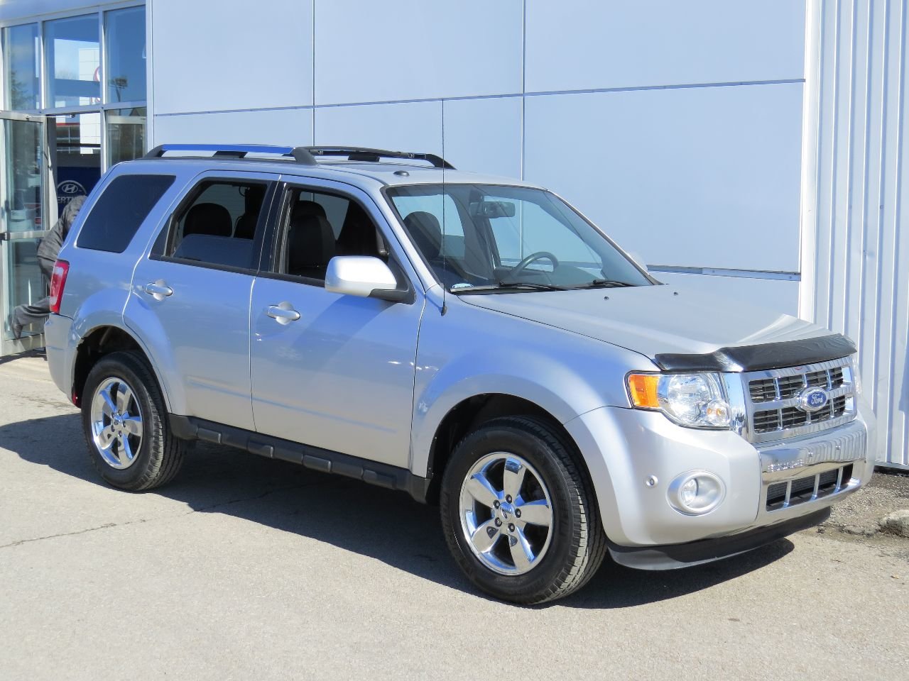 Ford Escape 2010 LTD AWD Cuir Cruise Toit Air AUTOMATIQUE 5 PORTES
