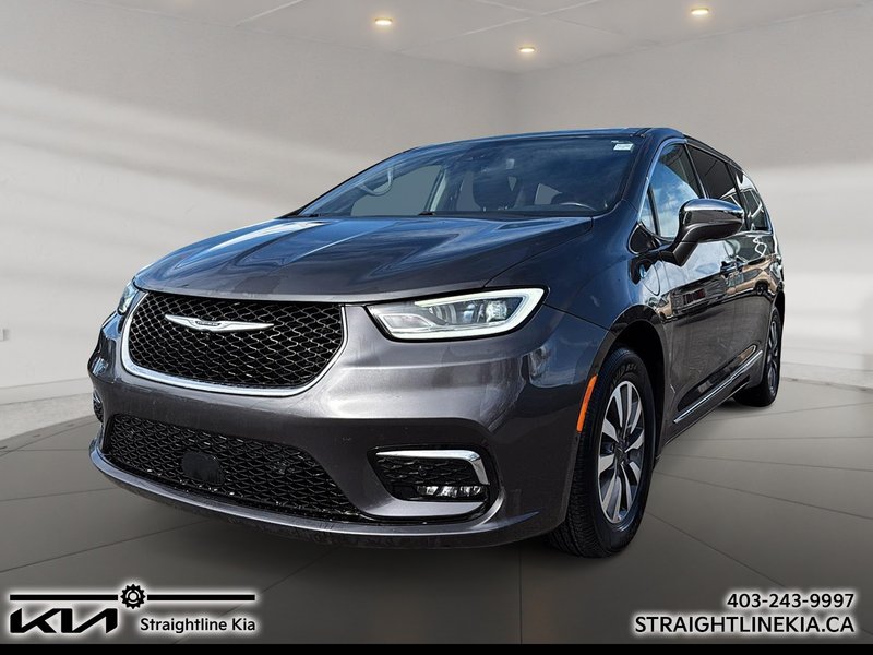 2022 Chrysler PACIFICA HYBRID