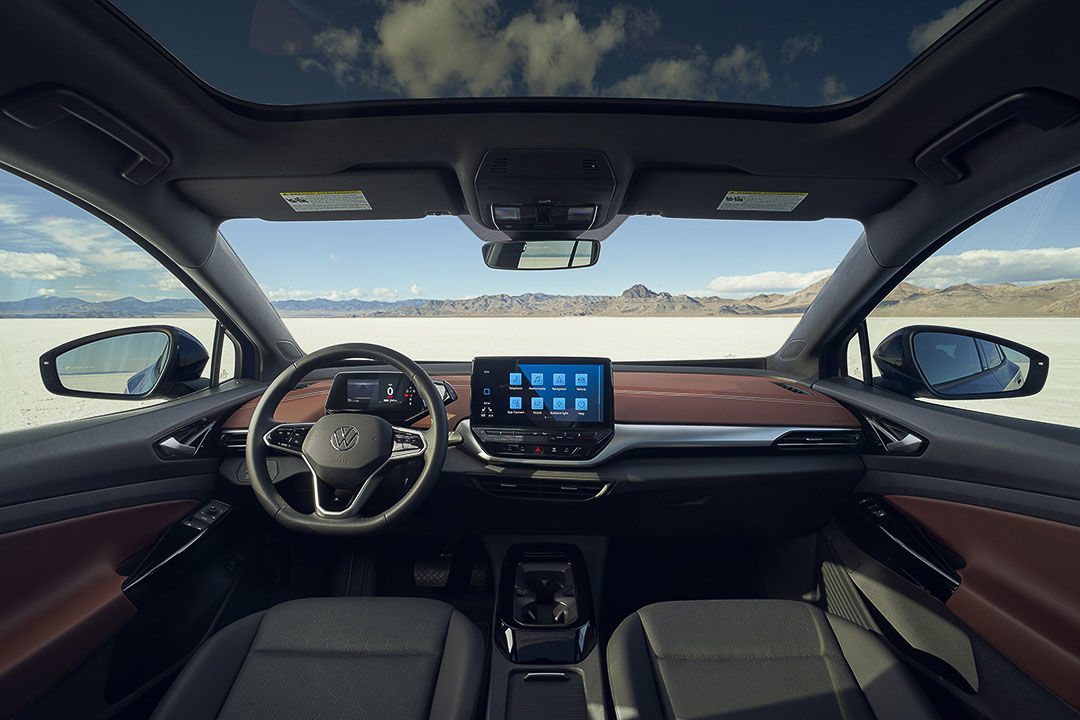 global view of the central dashboard with the controle panel and steering wheel inside of the 2021 Volkswagen ID.4
