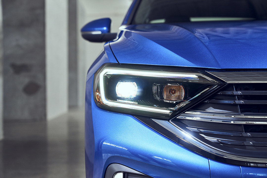 close up front view of the headlight on the 2022 Volkswagen Jetta