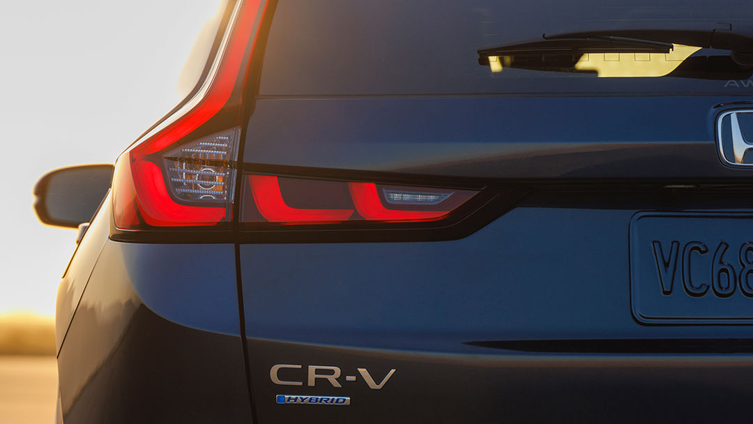 vue rapprochée arrière du Honda CR-V hybride 2023