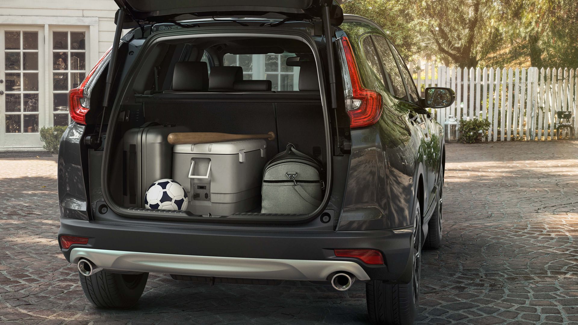 luggage in the trunk of the 2018 Honda CR-V