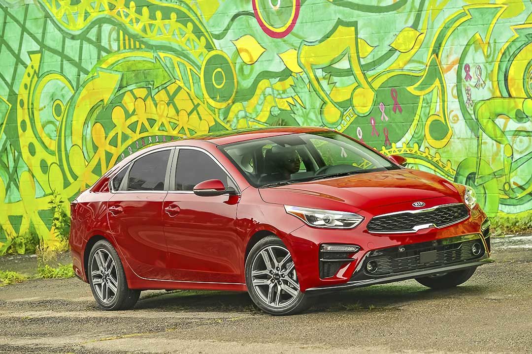 lateral front view of the 2021 Kia Forte