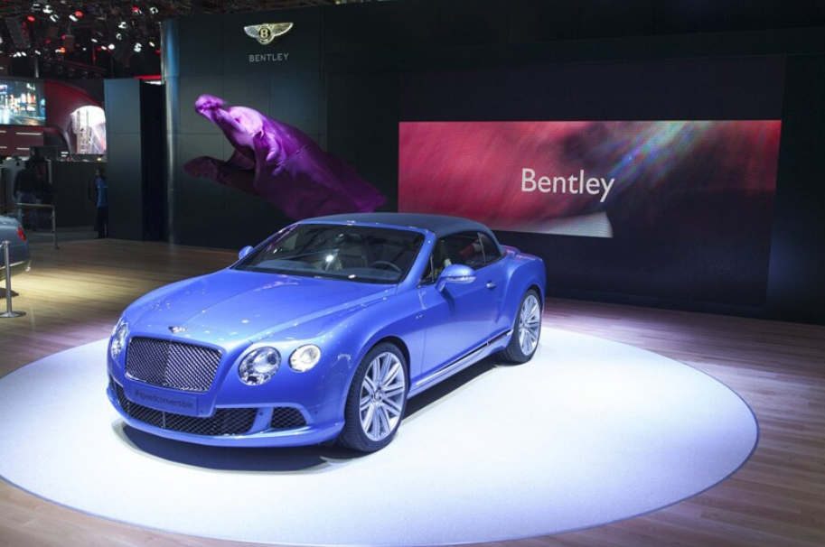 Bentley Stars Detroit