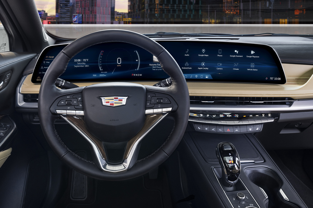 Interior view of the Cadillac XT4 2024 and its dashboard
