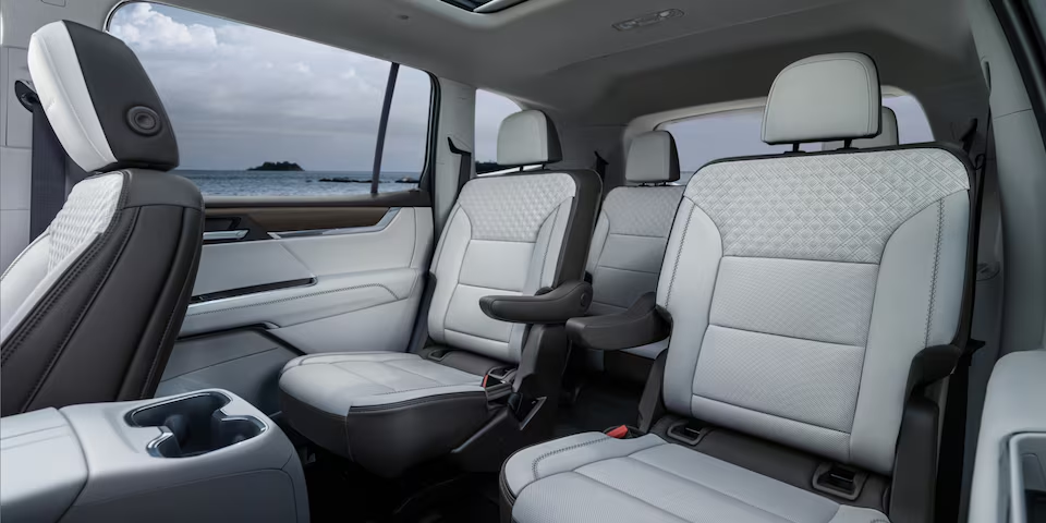 White interior Acadia 2024. White seats Acadia 2024. White interior trim Acadia 2024. White interior equipment Acadia 2024. White interior technology Acadia 2024. White interior comfort Acadia 2024. White interior features Acadia 2024. White interior specifications Acadia 2024.