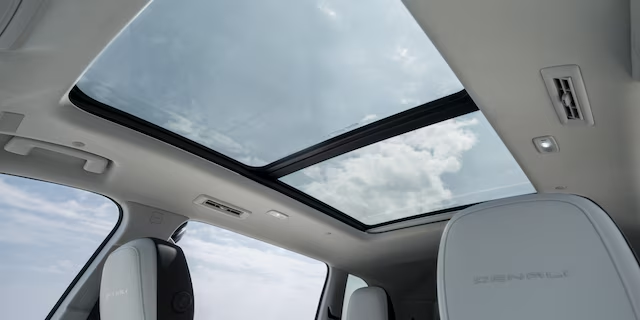 Panoramic sunroof GMC Acadia 2024. Acadia 2024 panoramic roof. GMC Acadia 2024 sunroof option. Panoramic glass roof Acadia 2024. Benefits of sunroof Acadia 2024. Features of GMC Acadia panoramic roof.