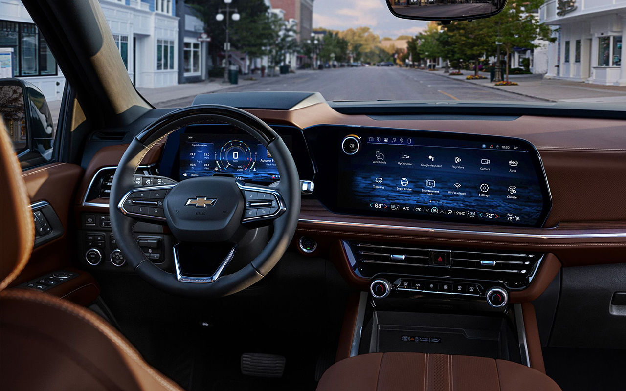 Vue intérieur du Chevrolet Suburban 2025 et de son tableau de bord