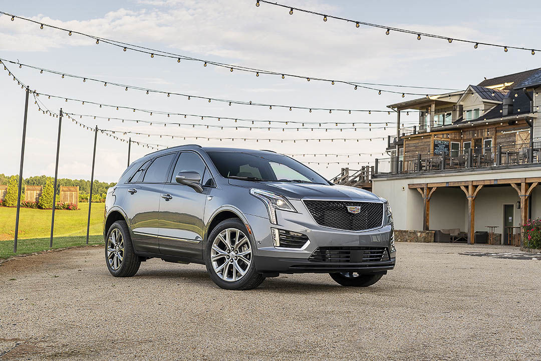 three quarter front view of the 2022 Cadillac XT5 Sport