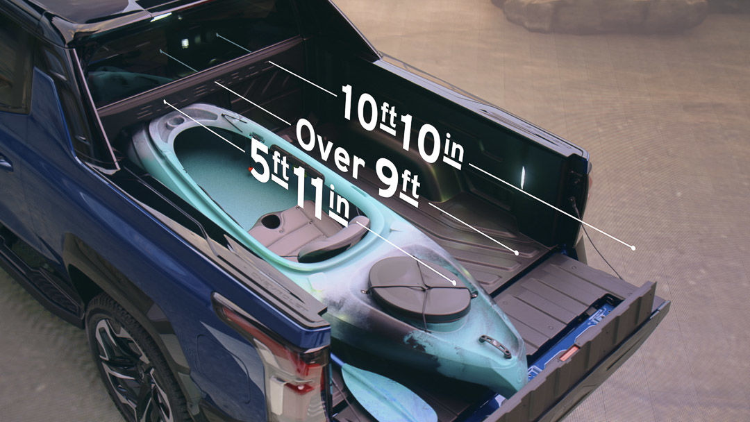 vue du hayon Multi-Flex du Chevrolet Silverado EV RST 2024
