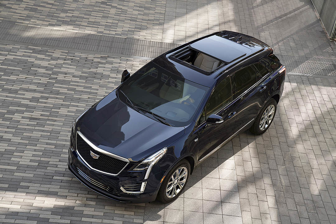 three quarter front bird eye view of the 2022 Cadillac XT5