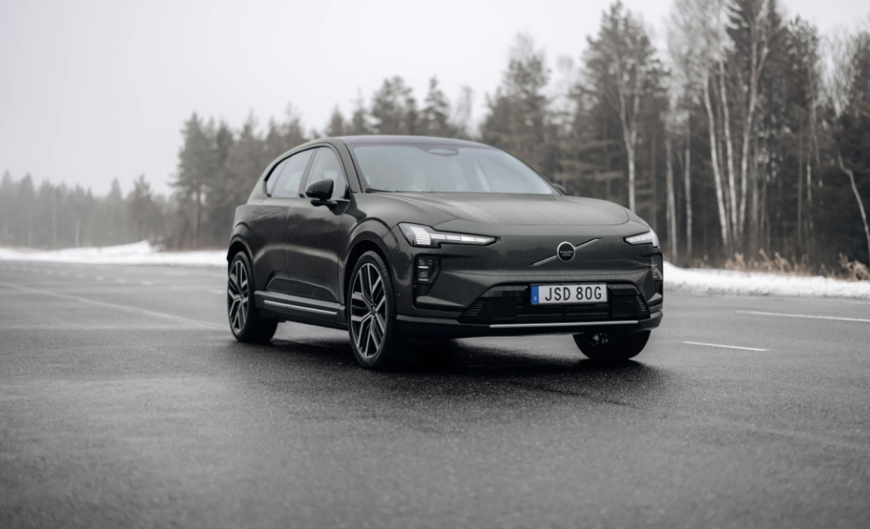 Volvo EX60 100% Electric