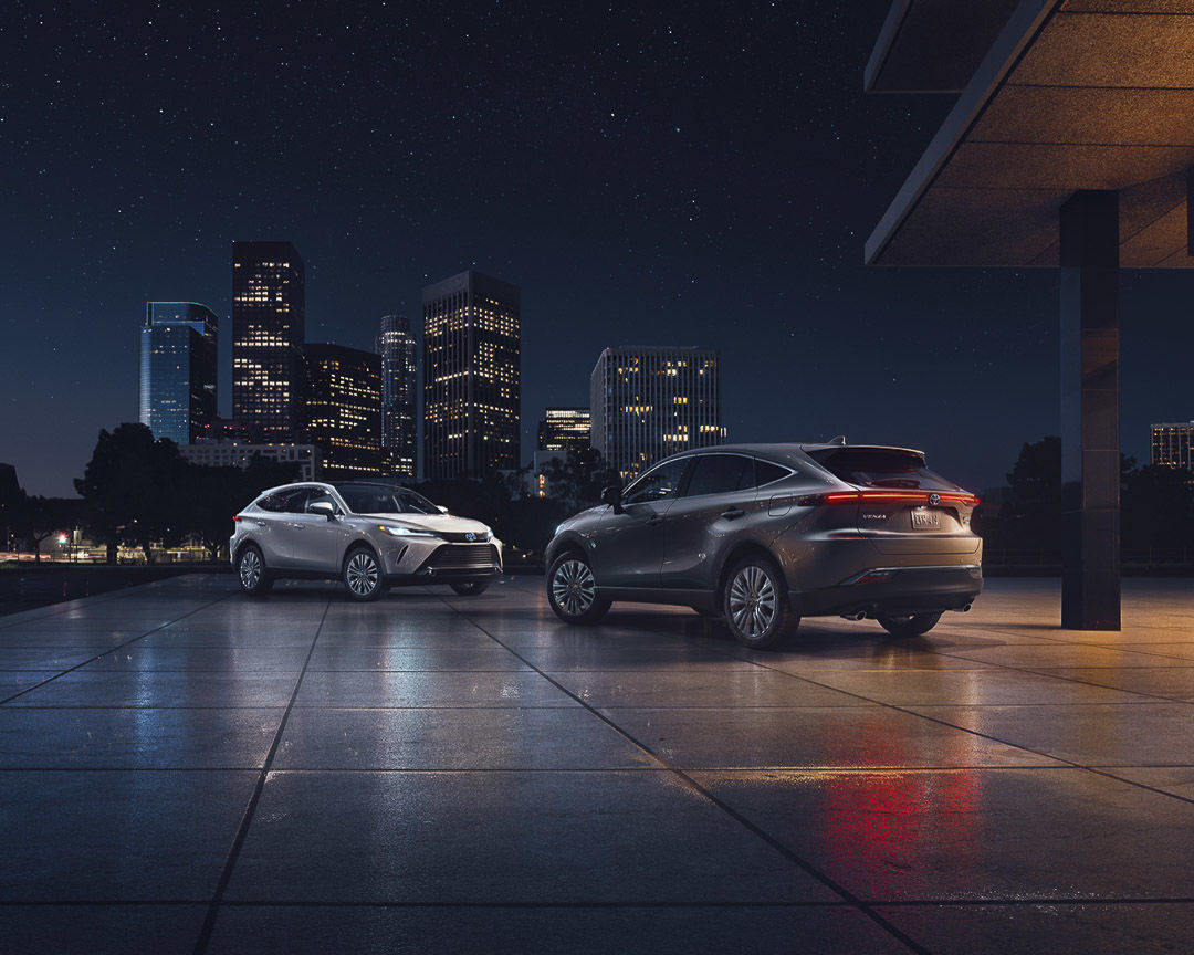Discover the 2022 Toyota Venza
