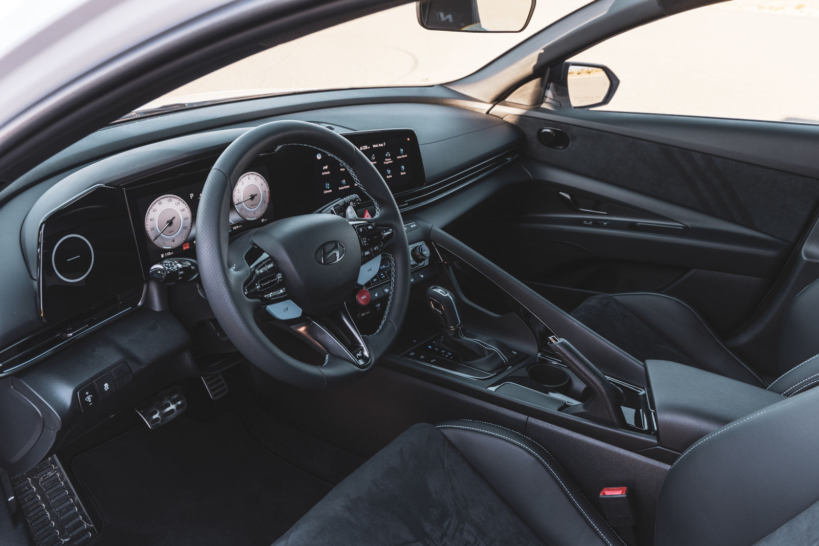 2024 Hyundai Elantra - Steering wheel 