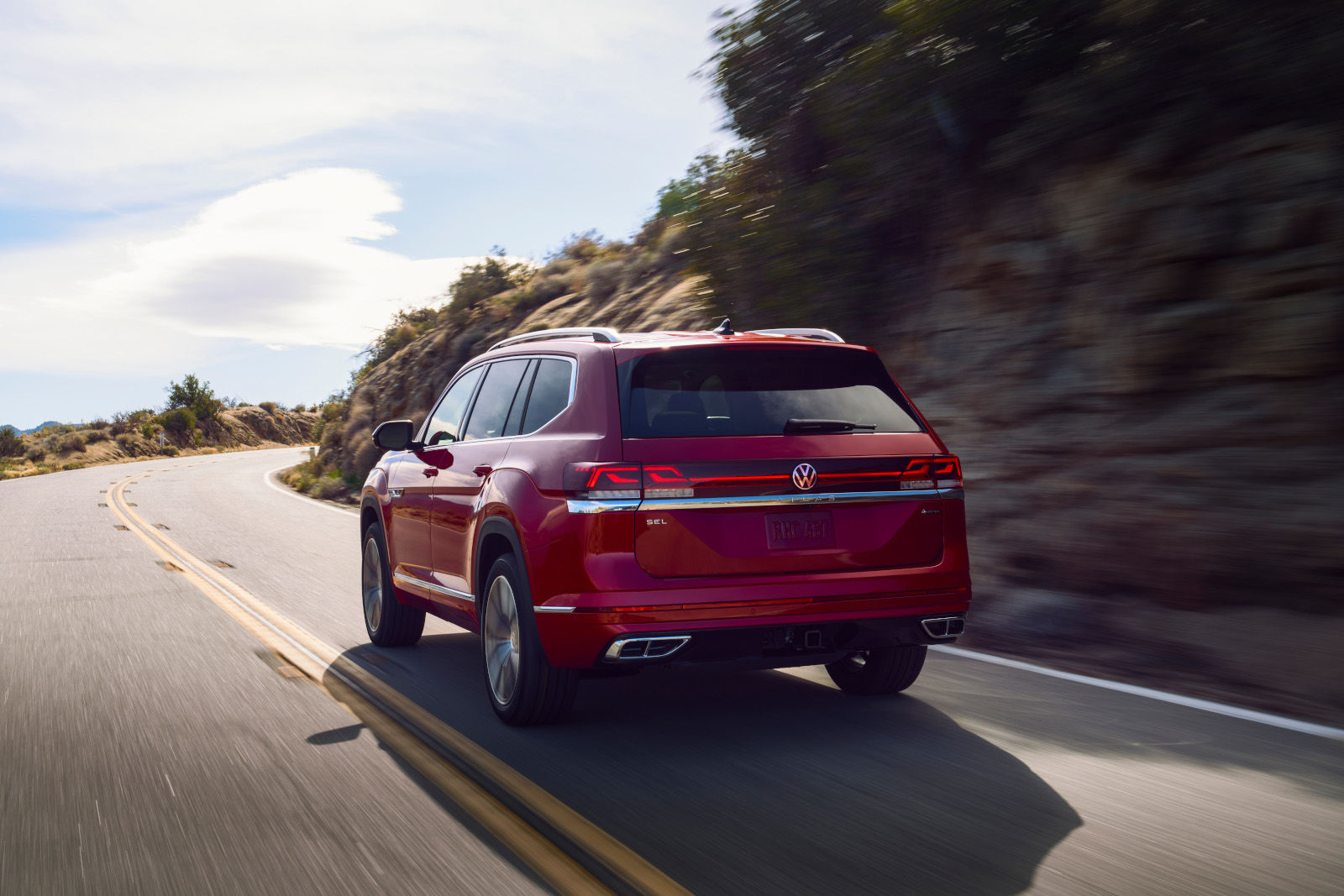 2024 VW Atlas Exterior - Volkswagen MidTown