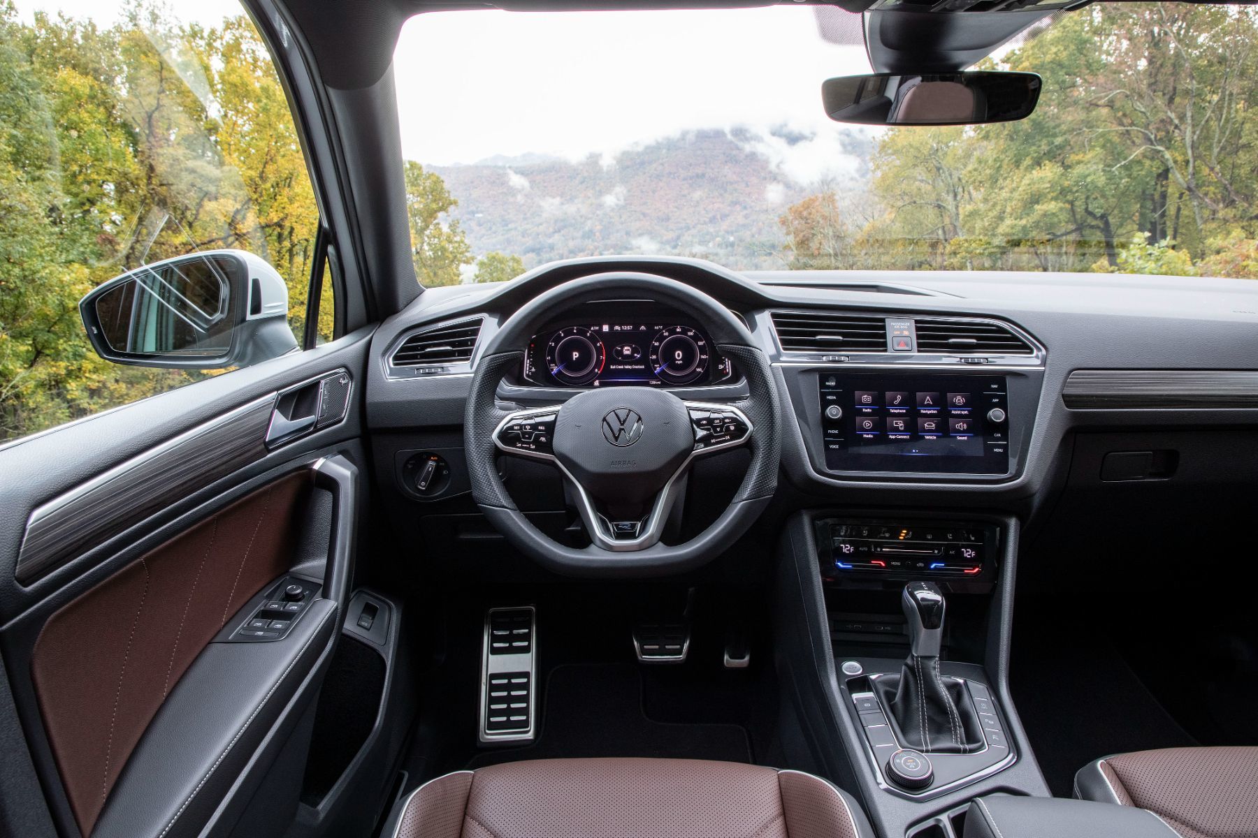 Volkswagen Tiguan - Interior - Humberview Volkswagen