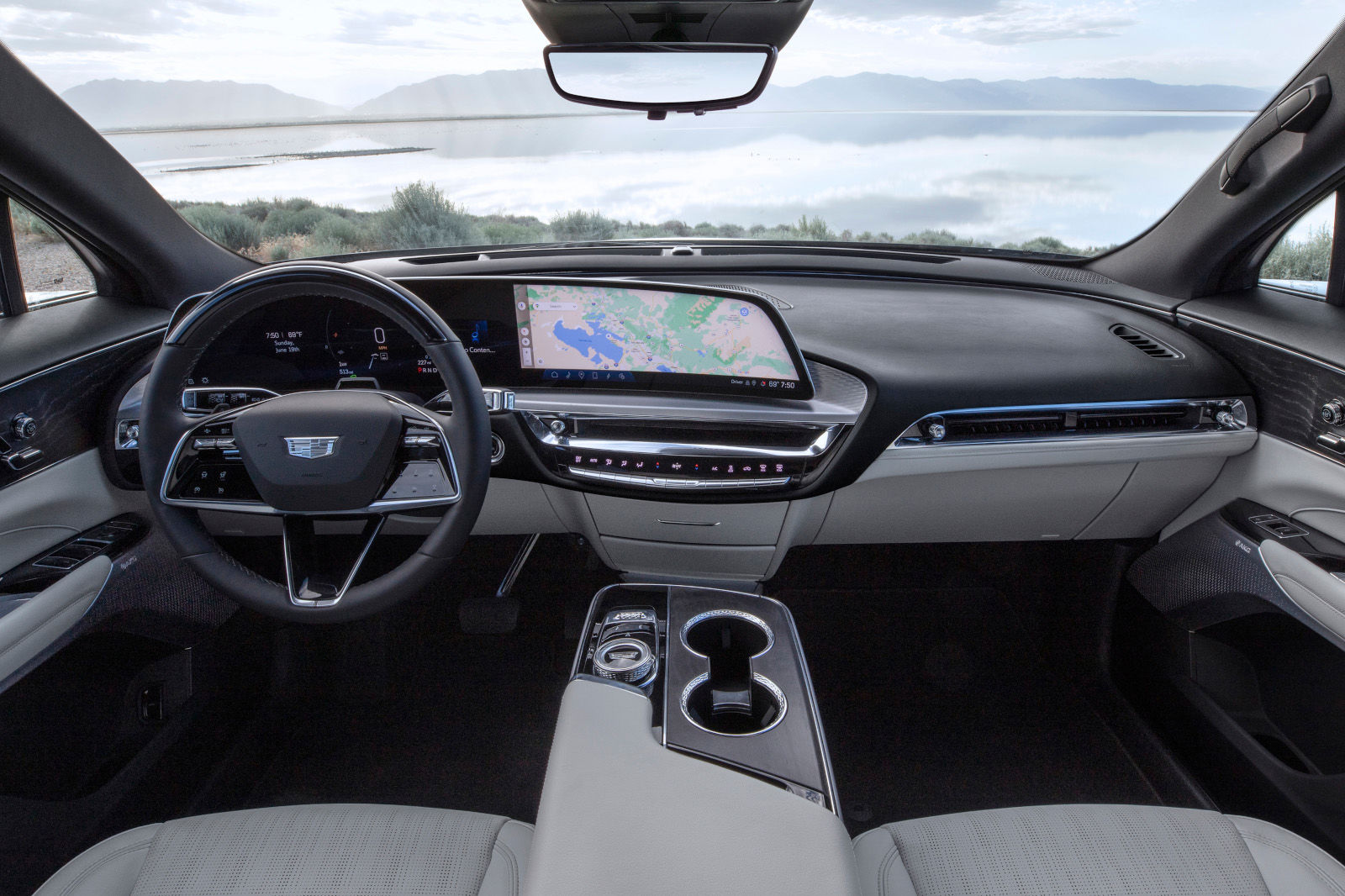 LYRIQ vs Other EVs Interior Space Comparison 