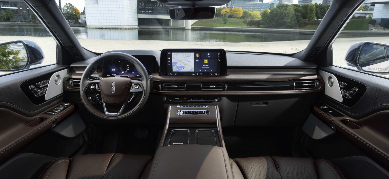 2025 Lincoln Aviator enhanced navigation