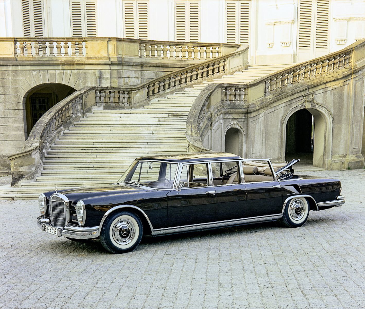 Mercedes-Benz 600