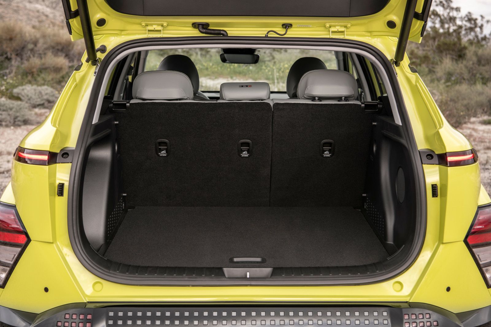 2025 Hyundai Kona - view of the rear cargo space with the trunk open - Cooksville Hyundai - Hyundai car dealership in Mississauga, Ontario