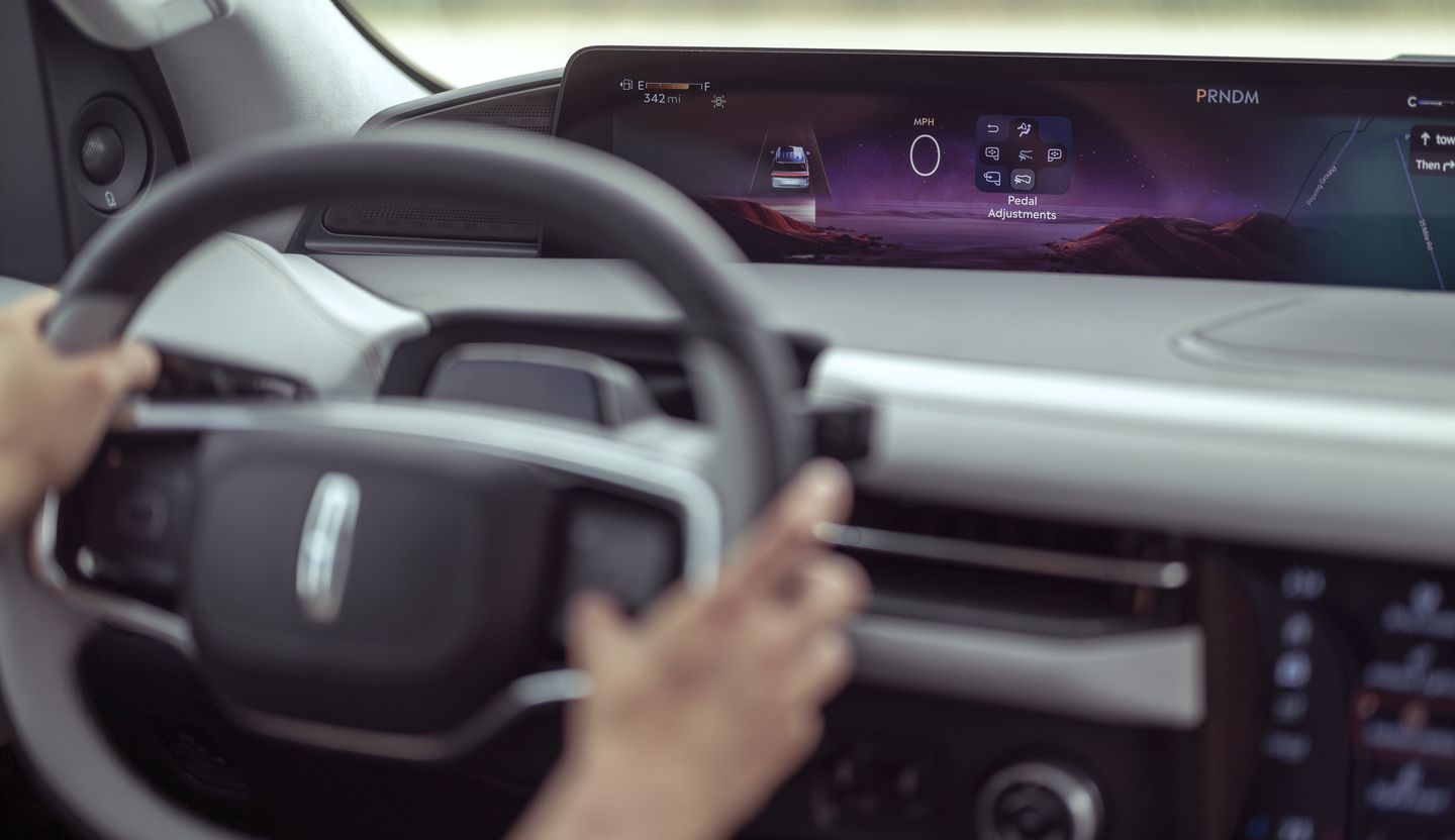 2026 Lincoln Navigator - close-up view of the steering wheel and digital instrument cluster - Bayfield Lincoln - New car dealership in Barrie, Ontario