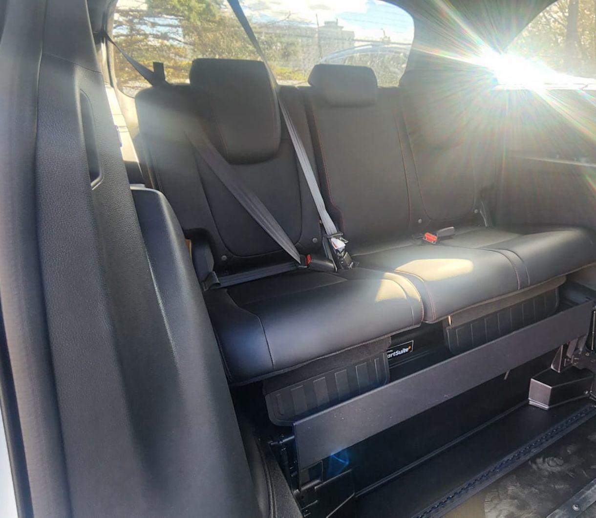 Honda Odyssey - interior view of the Honda Odyssey showing the rear passenger bench seating - Humberview Mobility - Accessible car dealership in Toronto, Ontario