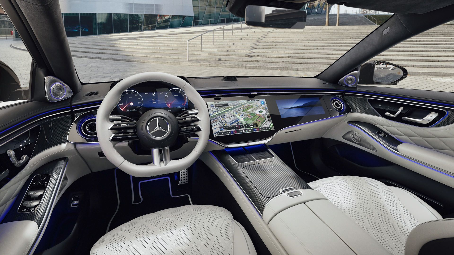 2027 Mercedes-Benz S-Class - interior view of the 2026 Mercedes-Benz S-Class dashboard and infotainment screens - Mercedes-Benz Brampton - New car dealership in Brampton, Ontario