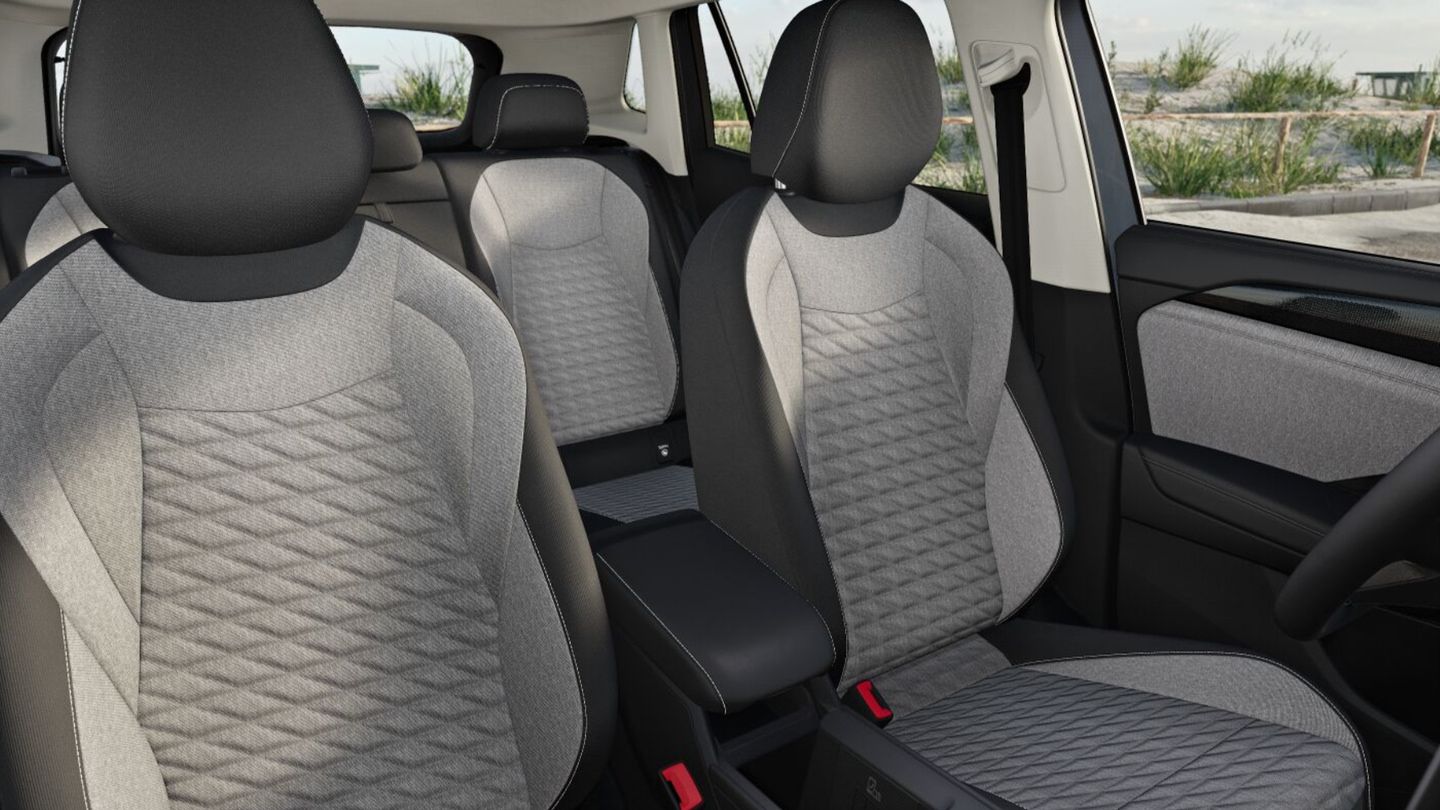 2026 Volkswagen Tiguan - interior view of the 2026 Volkswagen Tiguan's cloth seats and cabin - Humberview Volkswagen - Volkswagen new car dealership in Toronto, Ontario