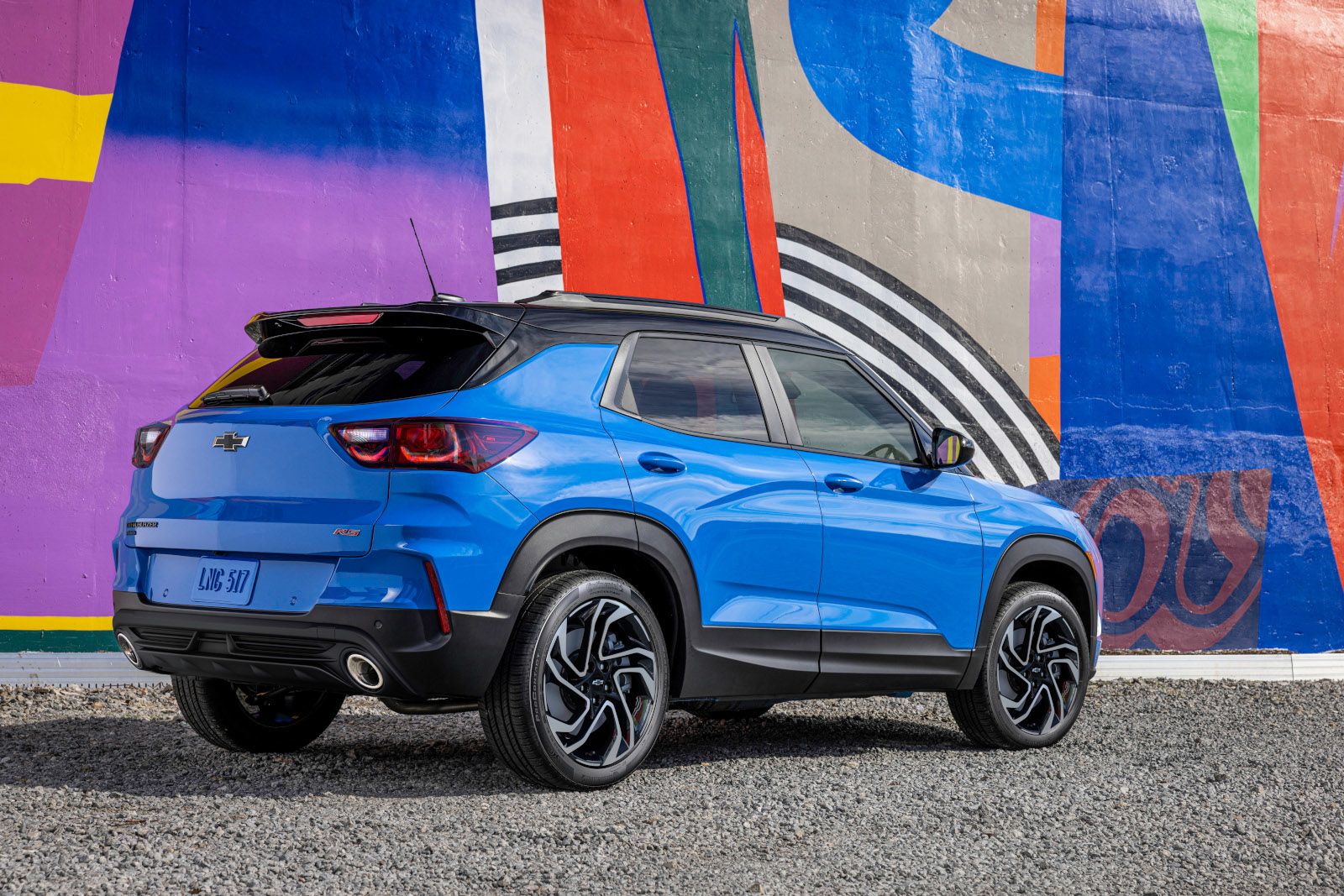 2027 Chevrolet Trailblazer - a blue 2027 Chevrolet Trailblazer parked in front of a colourful geometric mural - City Chevrolet Buick GMC - New car dealership in Toronto, Ontario