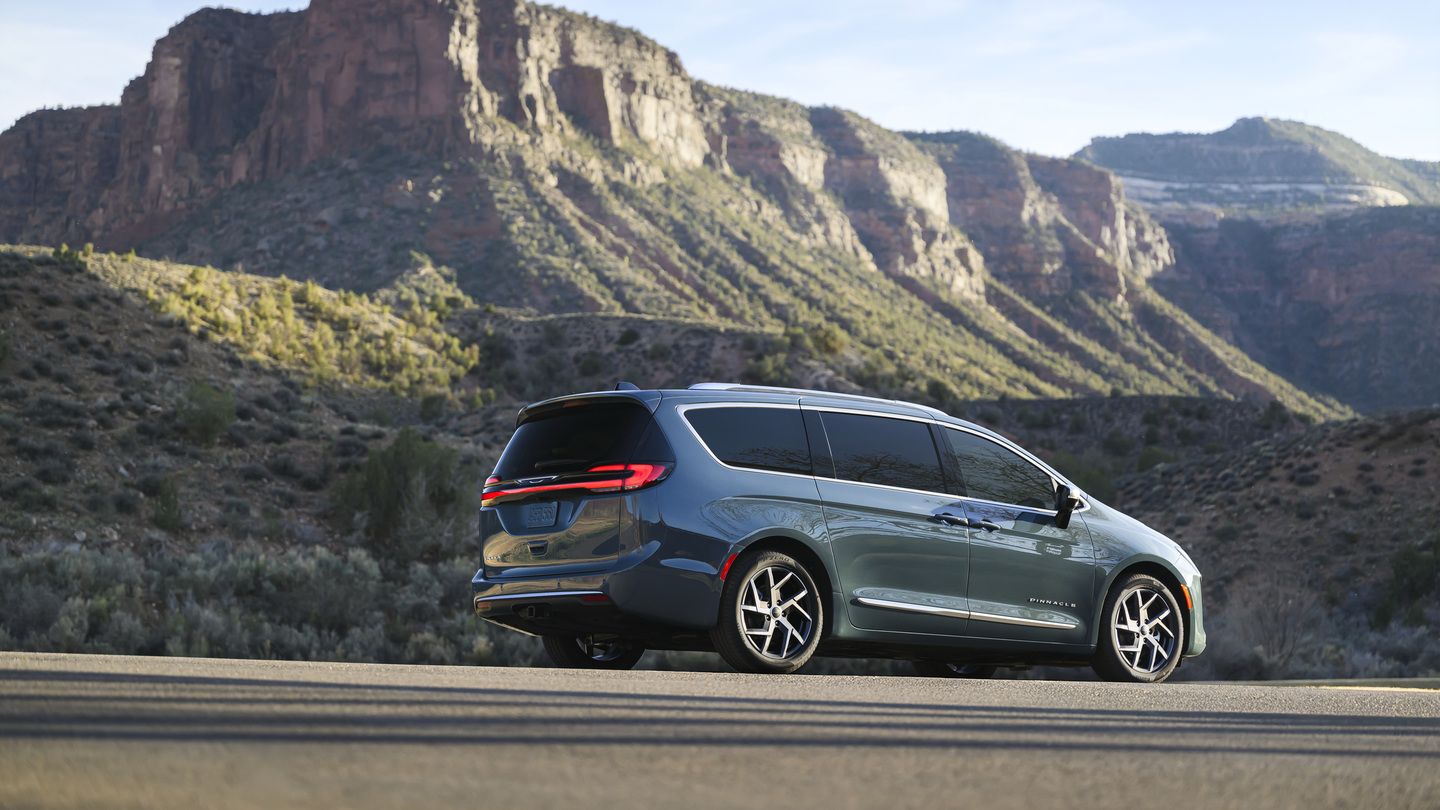 2027 Chrysler Pacifica - rear three-quarter view of a 2027 Chrysler Pacifica parked near mountain bluffs - Cooksville Chrysler, Jeep, Dodge, Ram - New car dealership in Mississauga, Ontario