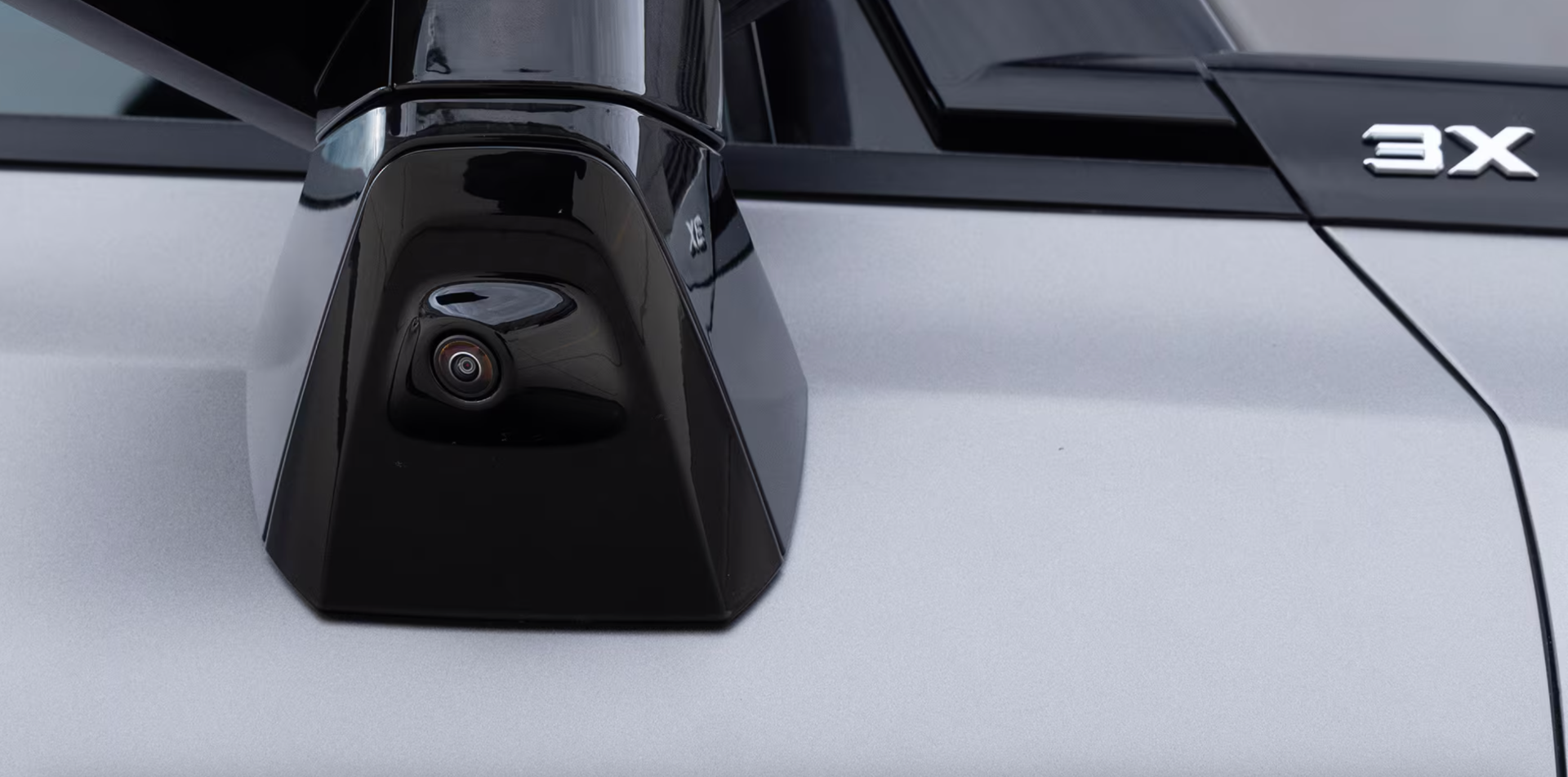 Image showcasing the UltraVision cameras on the 2026 Hummer.