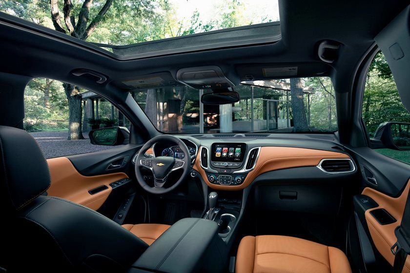 2020 chevrolet equinox - interior