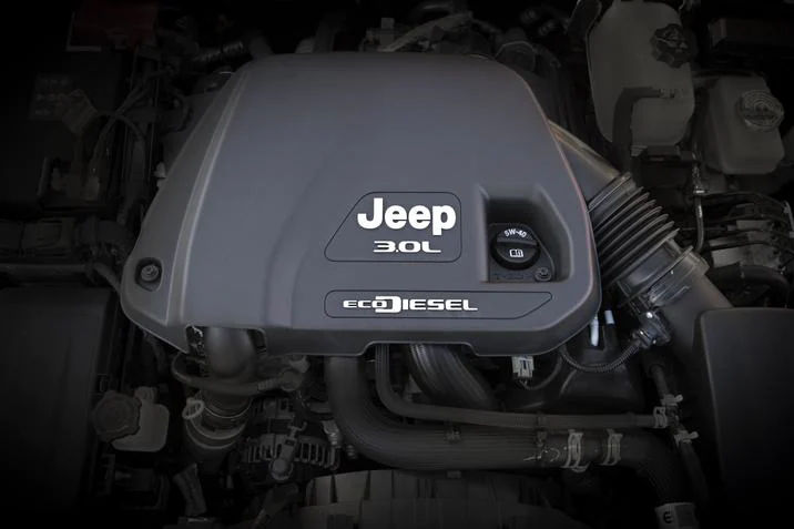 vue du moteur d'un Jeep Wrangler 2020