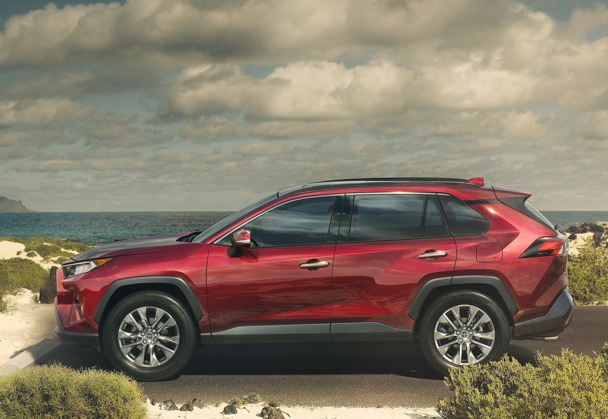 2019 Toyota RAV4 - image of RAV4 driving