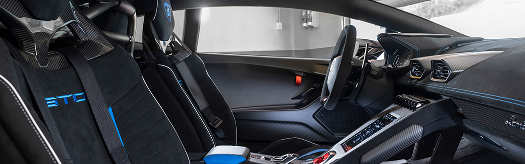 The Lamborghini Huracan STO Interior